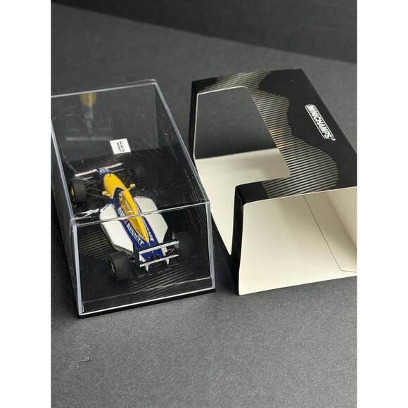 Minichamps Williams Renault FW15C 1993 Alain Prost F1. World Champion 1/43 Scale - Picture 4 of 8